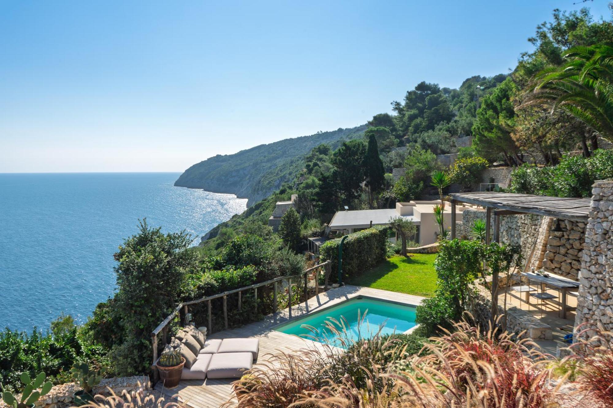 Villa Cliff ガリアーノ・デル・カーポ エクステリア 写真